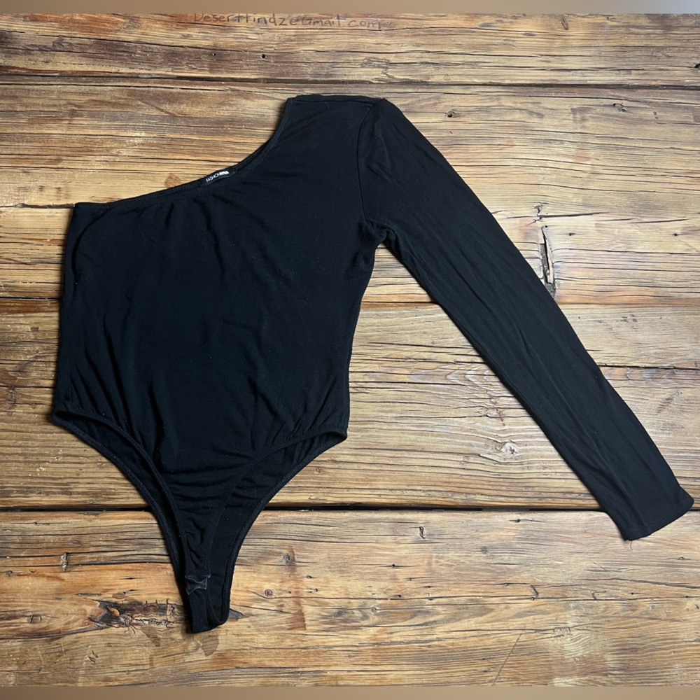 One Shoulder Long Sleeve Bodysuit